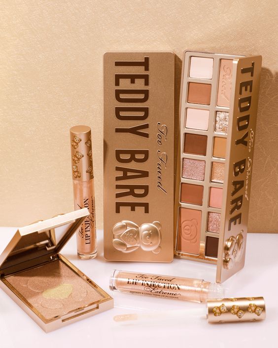 Too faced Teddy Bear Eye Shadow Palette