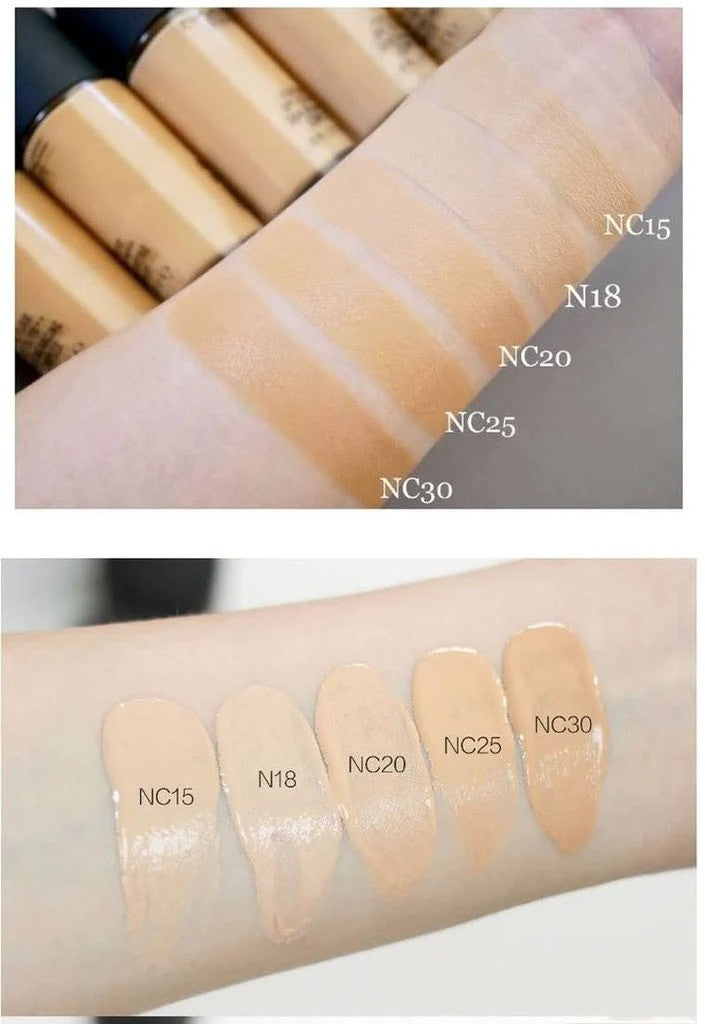 MAC Studio fix SPF 15 Foundation